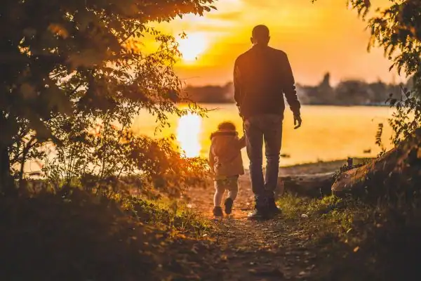 image of dad and child - parental alienation Eastbourne